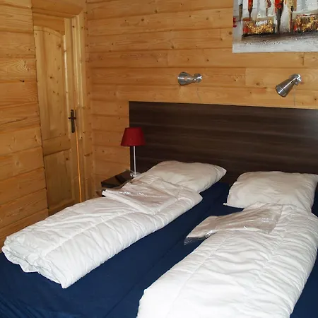 Chalet Wooden Near Brunssummerheide *
