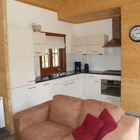 Chalet Wooden Near Brunssummerheide *